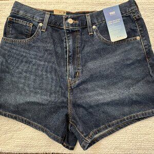 Levi's Women's High Waisted Mom Shorts (Sz 31)